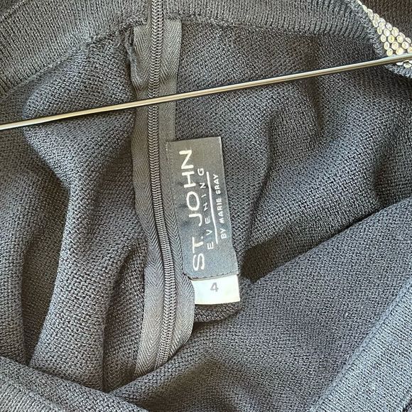 St. John evening dress - Picture 5 of 6